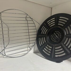 5/$30Round Grill Rack and Black Griddle Plate